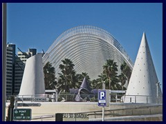 City of Arts and Sciences 081 - L'Umbracle garden walk.